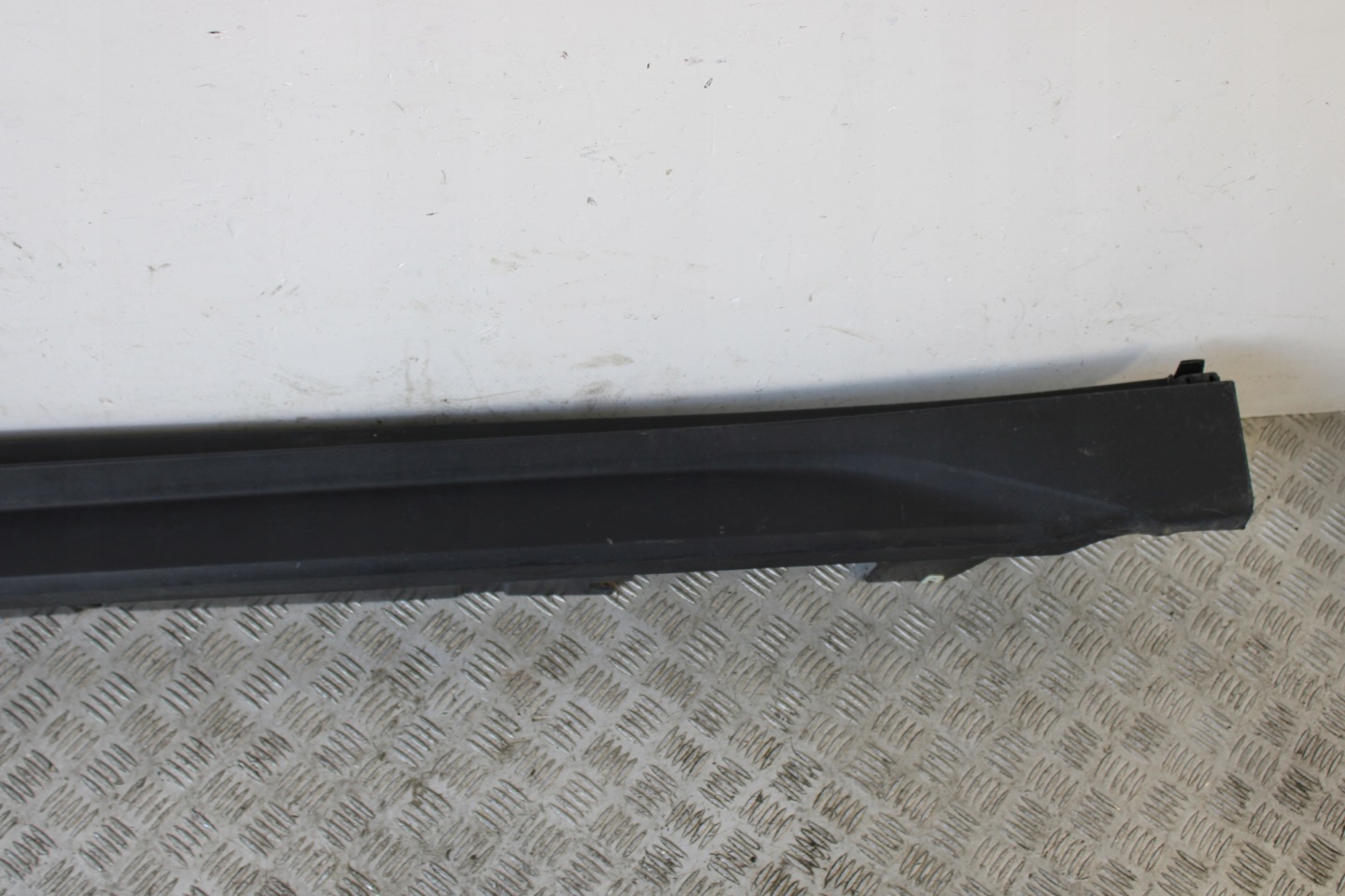 cap threshold threshold left BMW X1 F48 7332327
