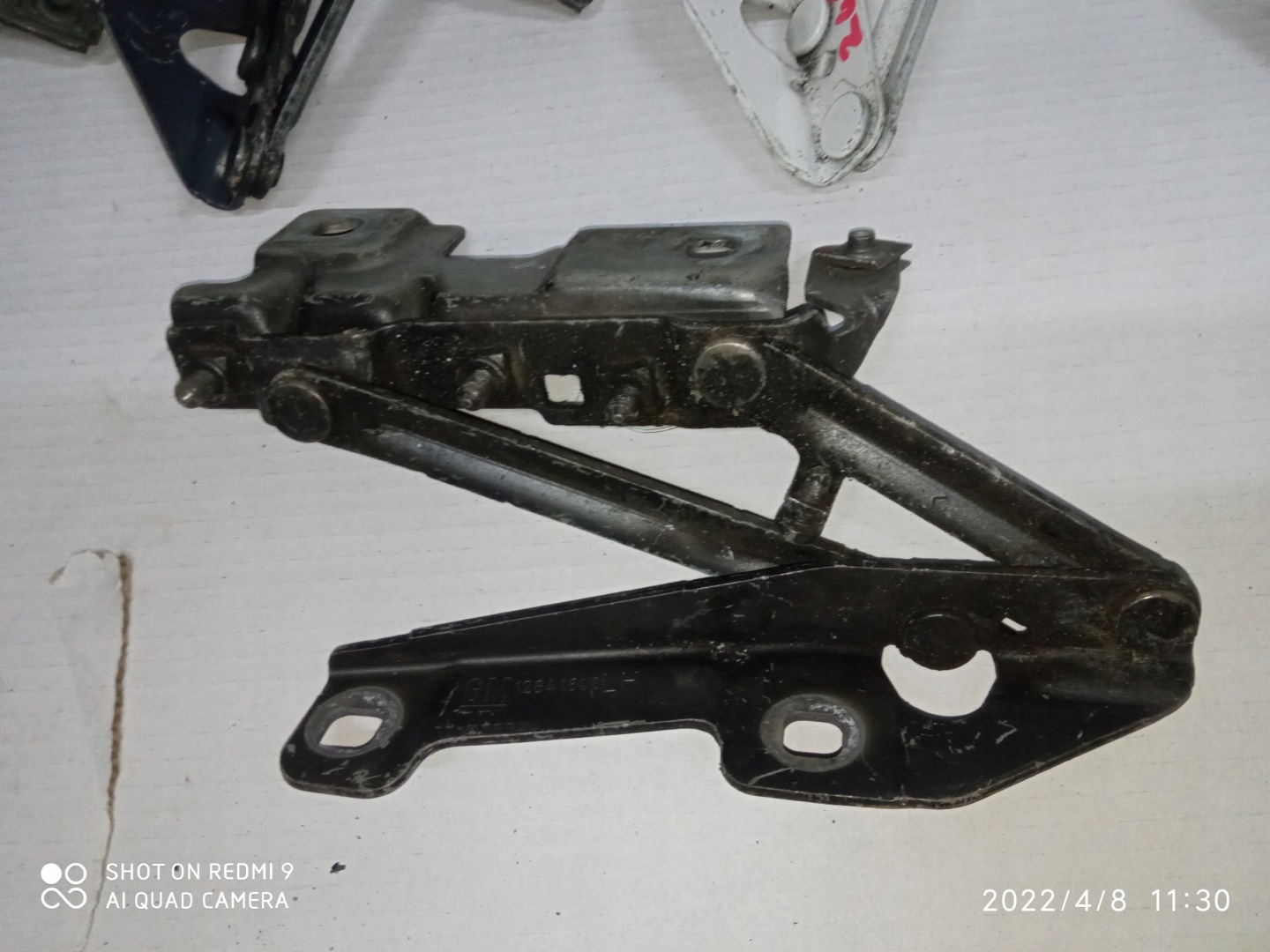 OPEL INSIGNIA A hinge bonnets left