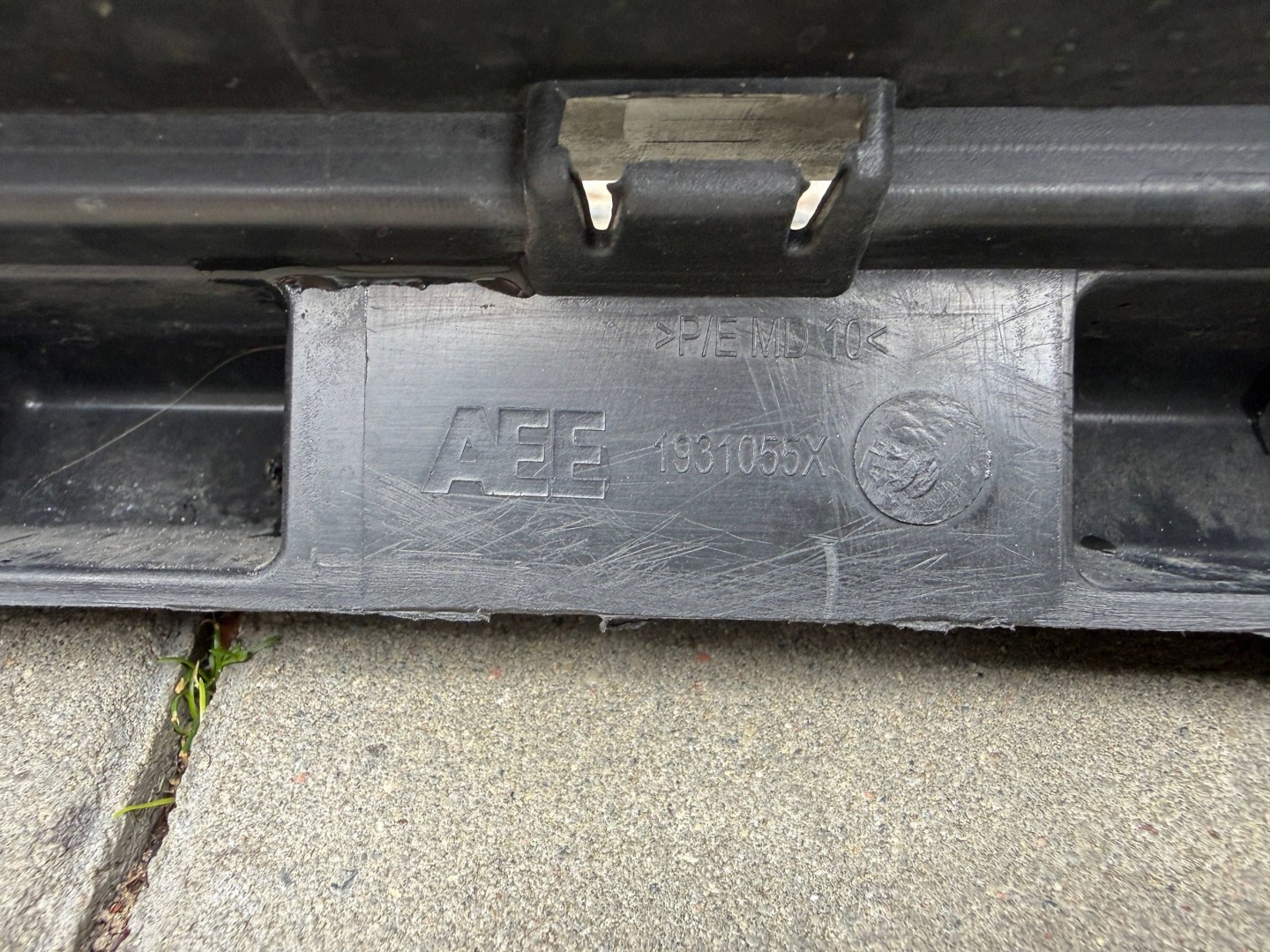 PEUGEOT 508 II grid front bumper grille below RADAR
