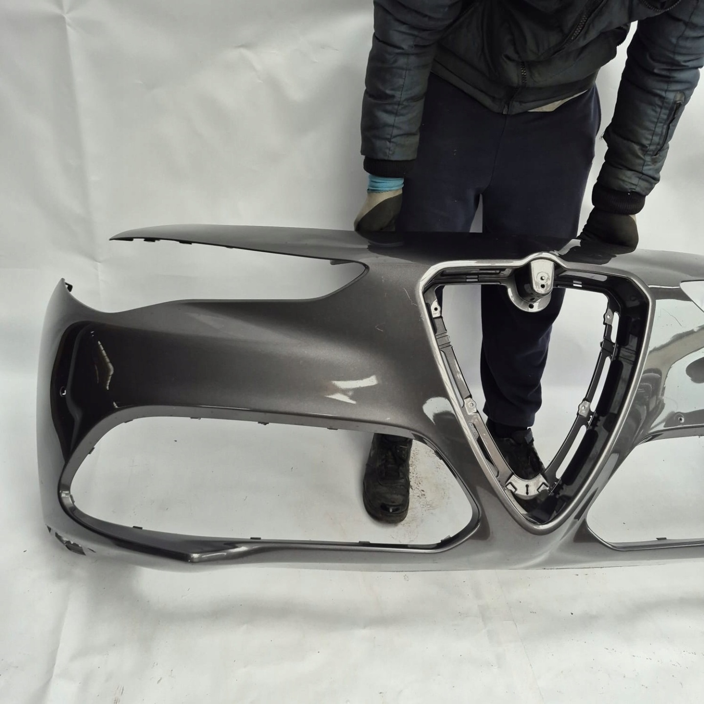 ALFA ROMEO STELVIO 16-> bumper front front PDC