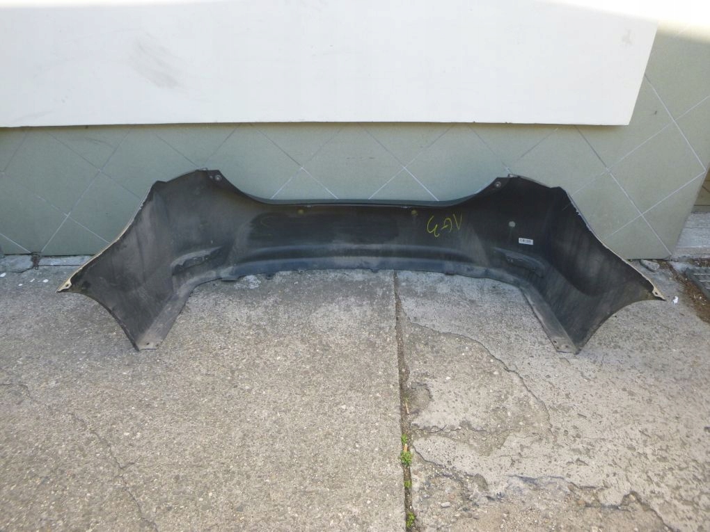 TOYOTA COROLLA E16 SEDAN 13- STOSSSTANGE HINTEN