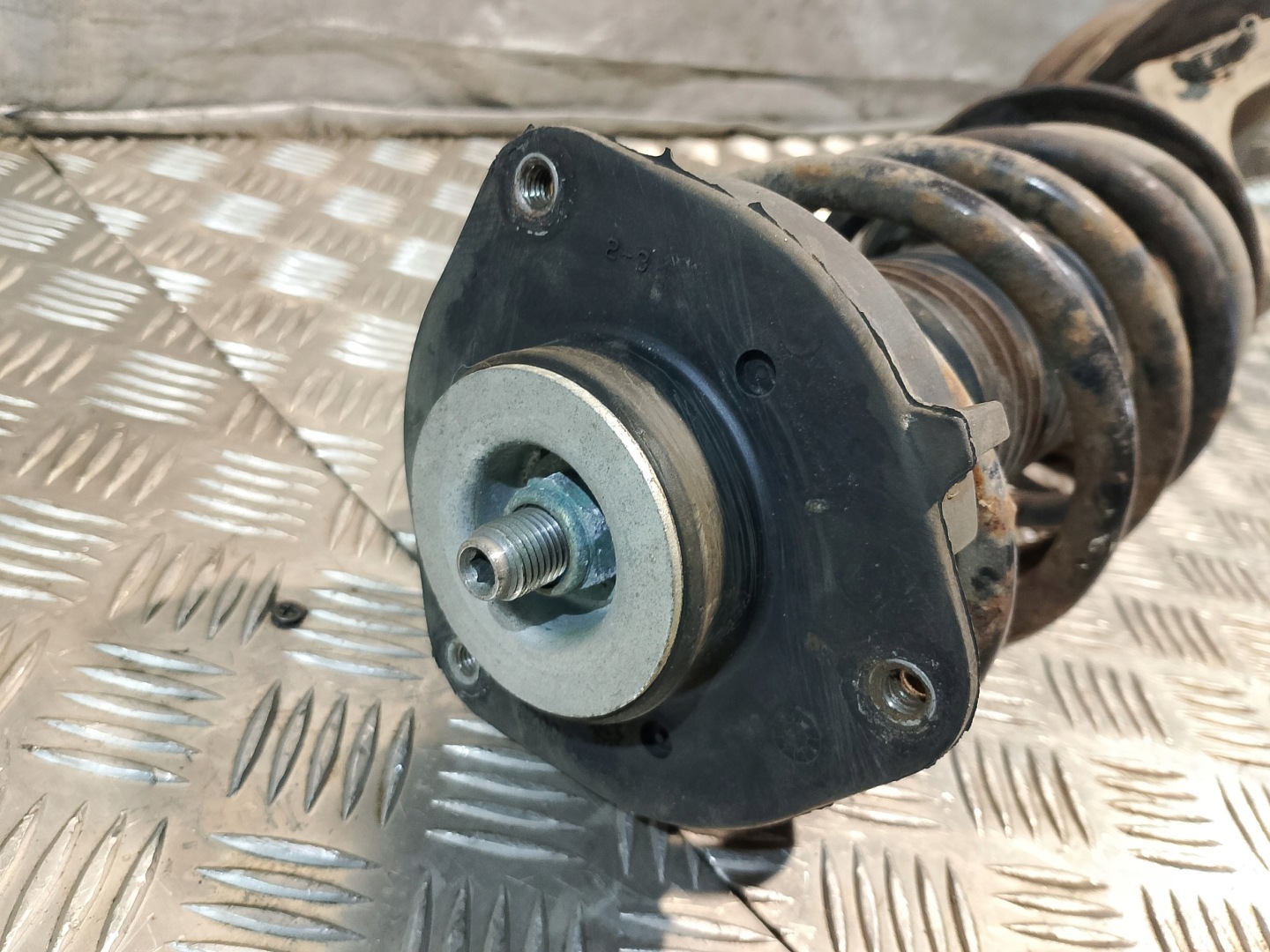 McPherson right front shock absorber spring swing VW PASSAT B6 2.0 TDI