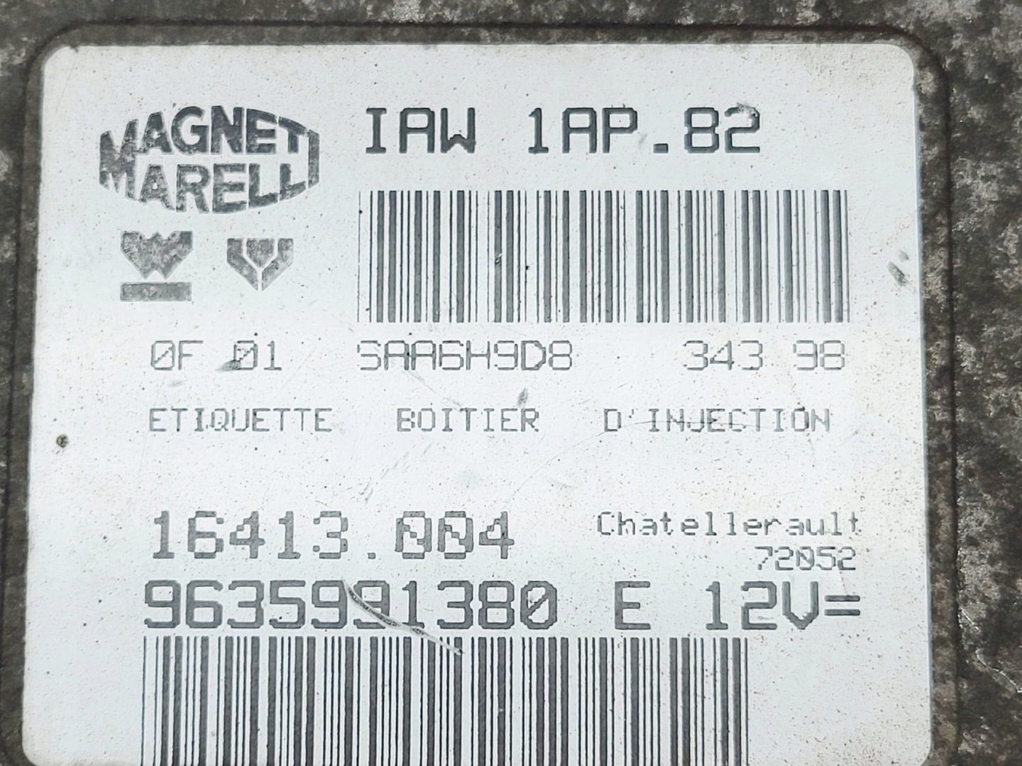 computer control unit of the engine PEUGEOT 206 1.4B 9635991380 IAW 1AP.82