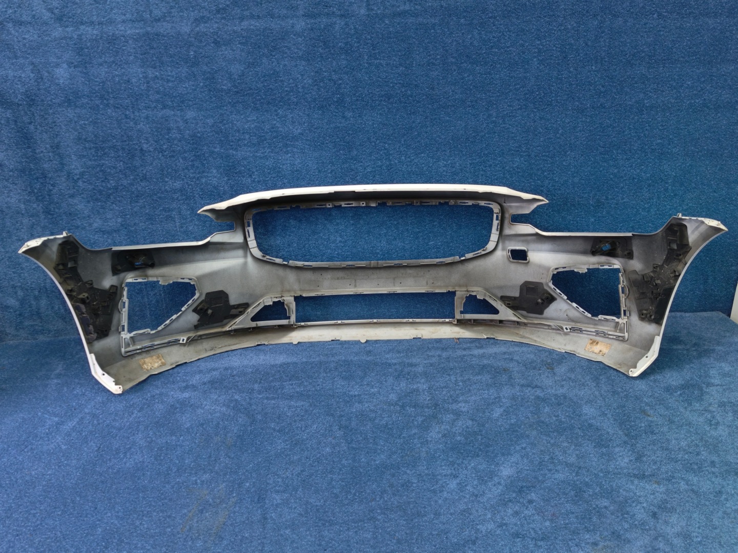 VOLVO S60 III V60 II R-design bumper front front BIALA PERLA OE 31690530