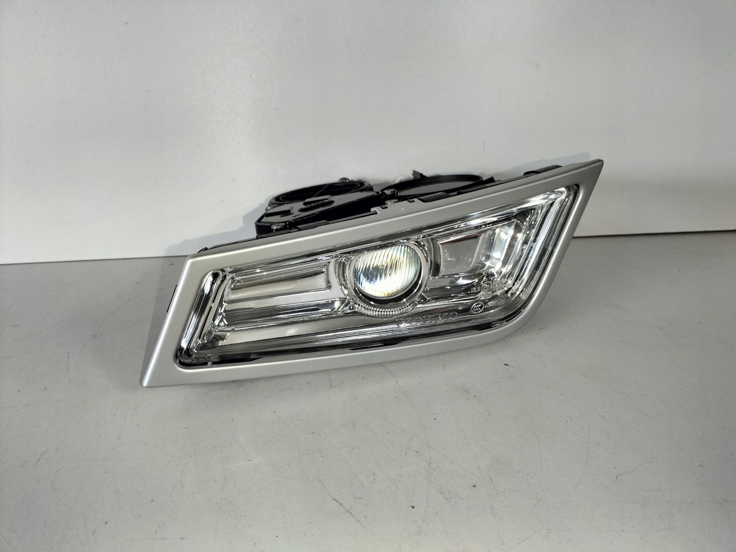 fog light light left VOLVO FH3 FM 08