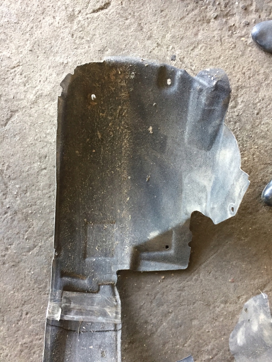 AUDI A5 8T mudguard side left front 08-11R
