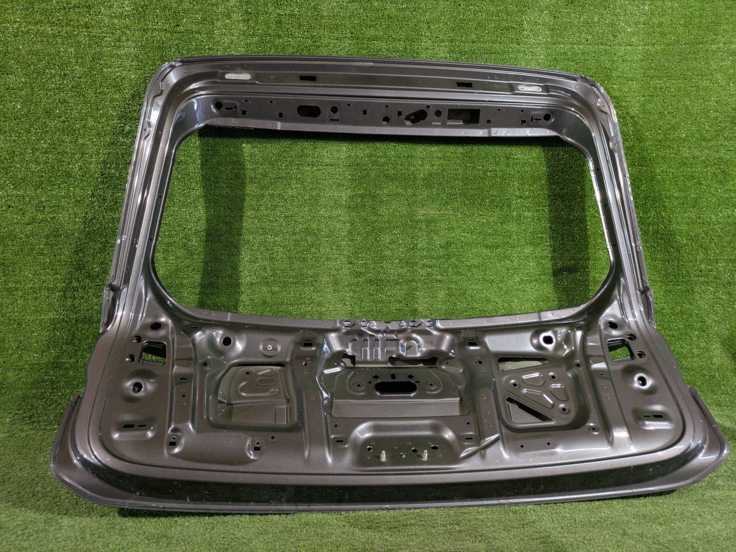 boot doors rear part boot VW TOUAREG III LIFT 23- NR.K404