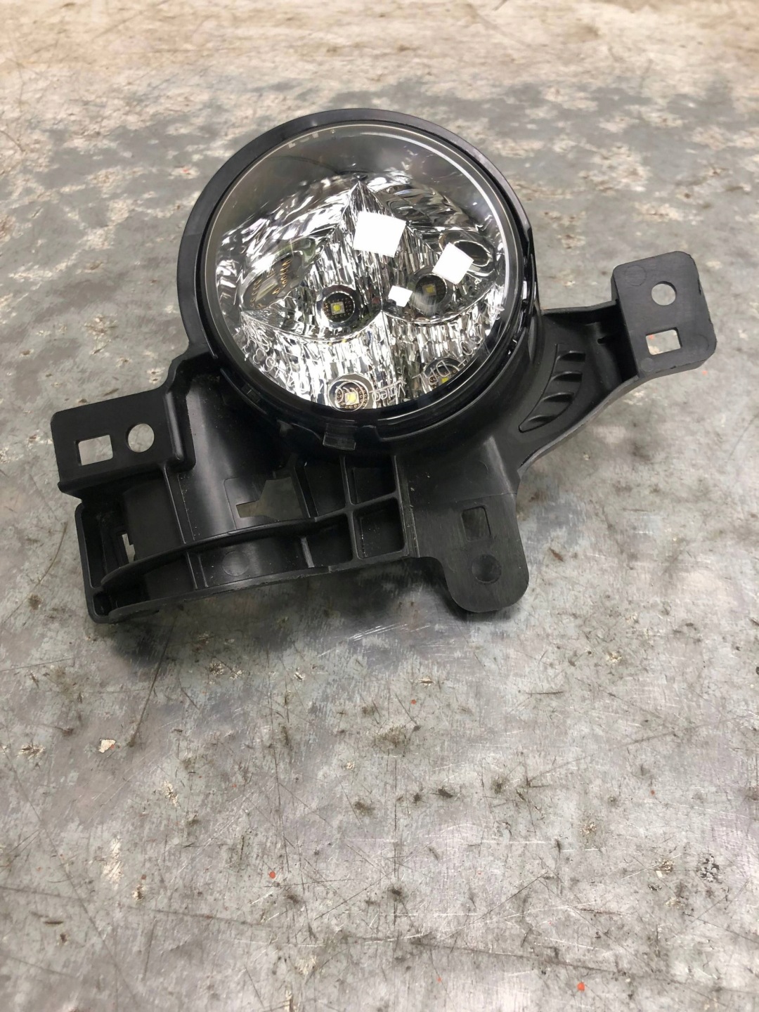 fog light right front PORSCHE CAYMAN 981 98163115402