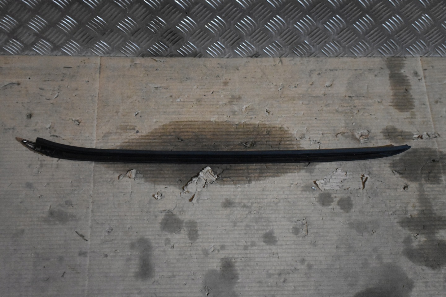 IDEALNA moulding windows right BENTLEY 3SD 1