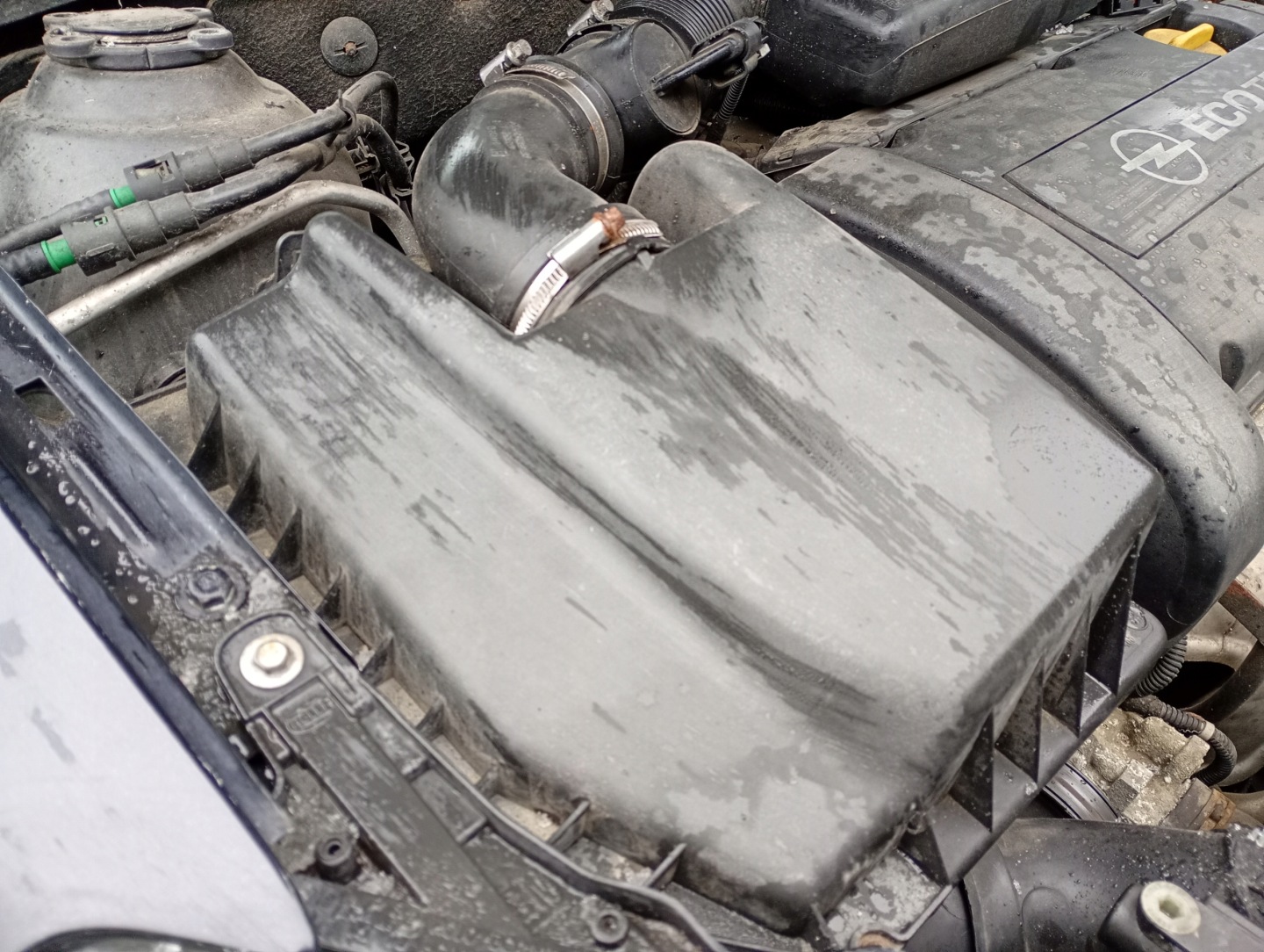 Opel Astra H 04-10 Gehäuse filter luft 1.6 16V