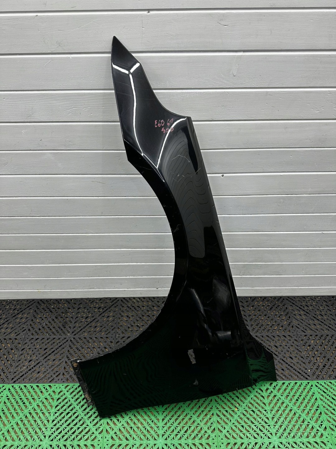 fender front side left BMW 5 E60 E61