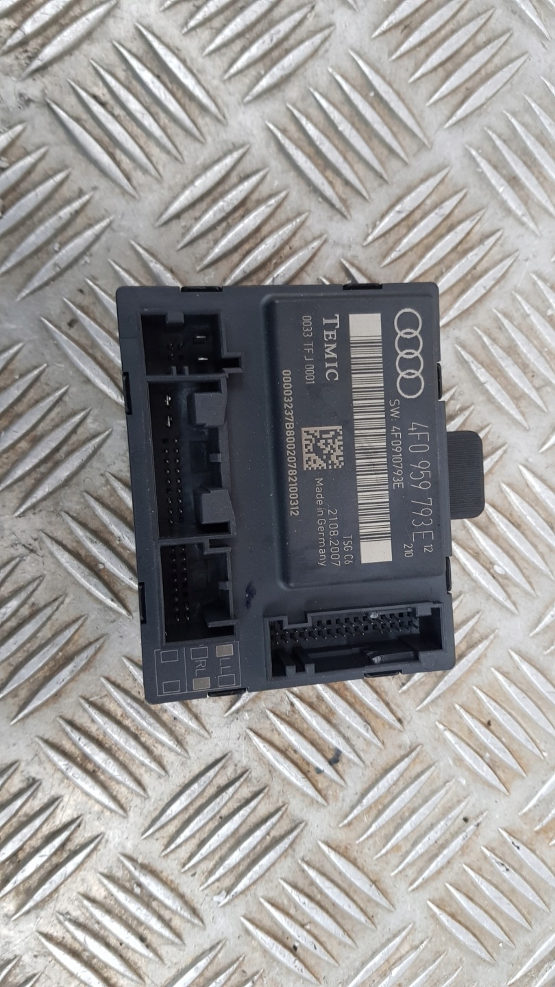 AUDI A6 C6 module door left 4F0959793E