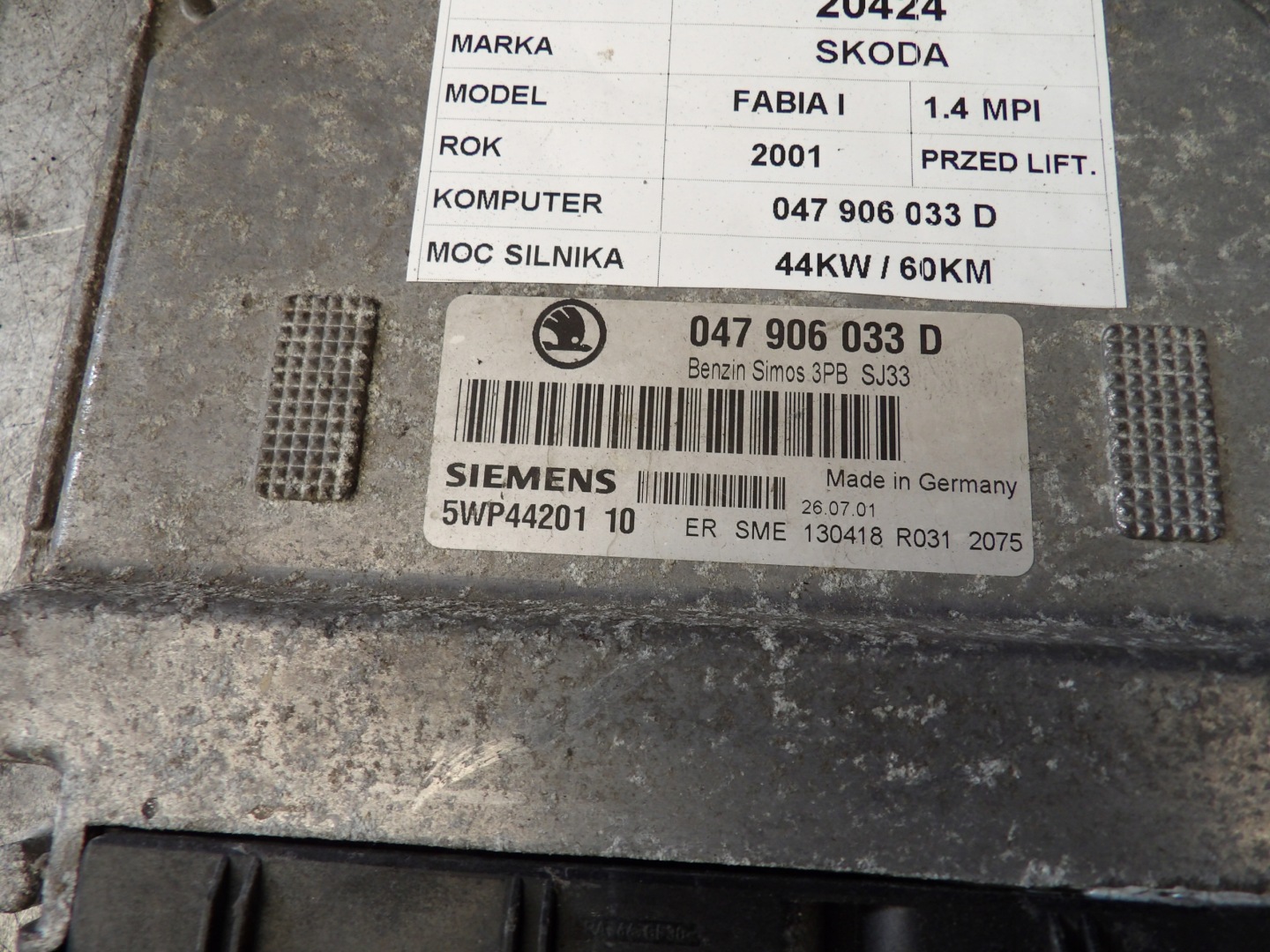 SKODA FABIA E COMPUTER, CENTRALINA 047906033D 5WP44201 10 3PB SJ33 SIEMENS