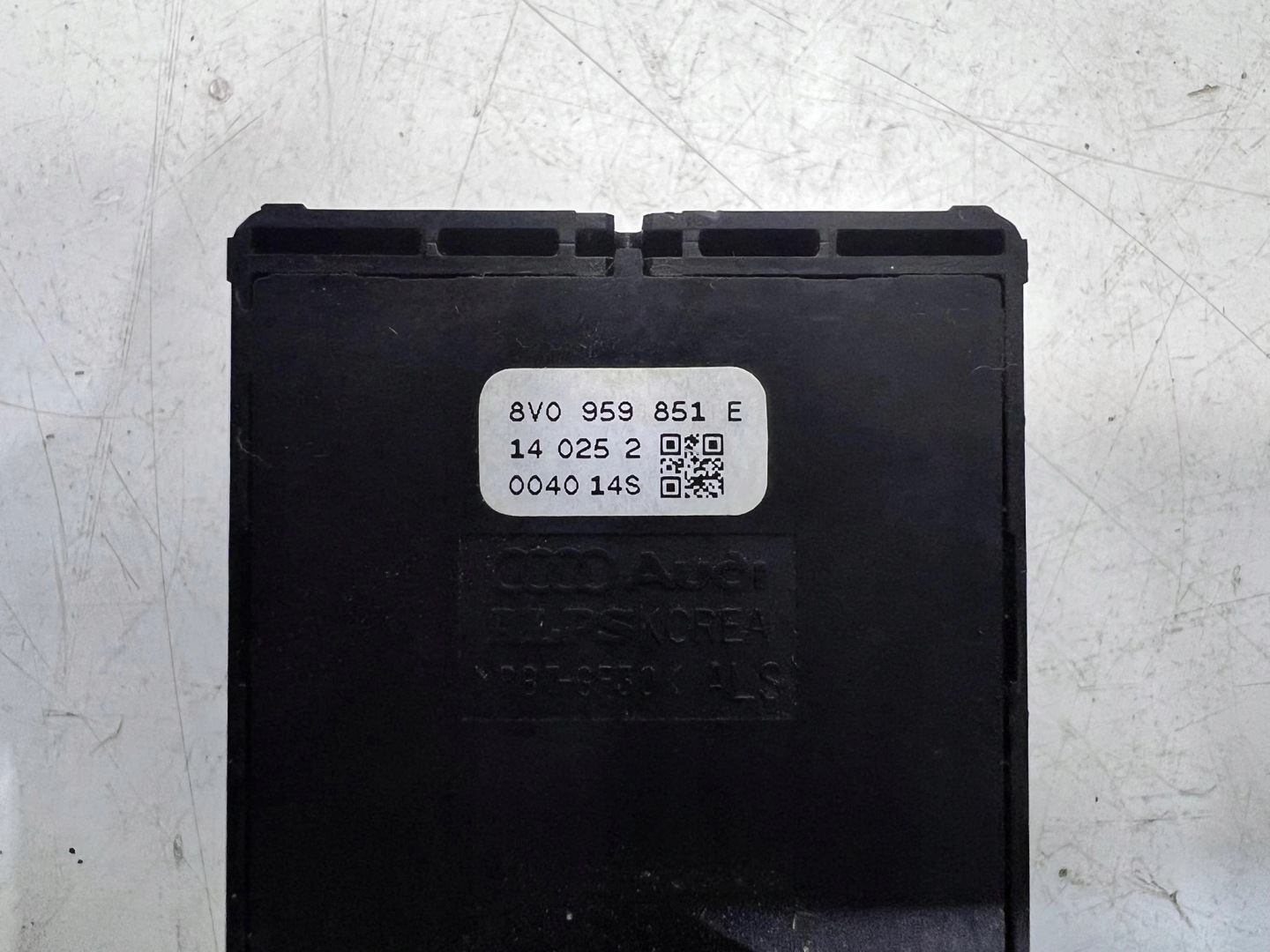 switch switch of the window AUDI A3 8V 8V0959851E KOMPLET 1/25