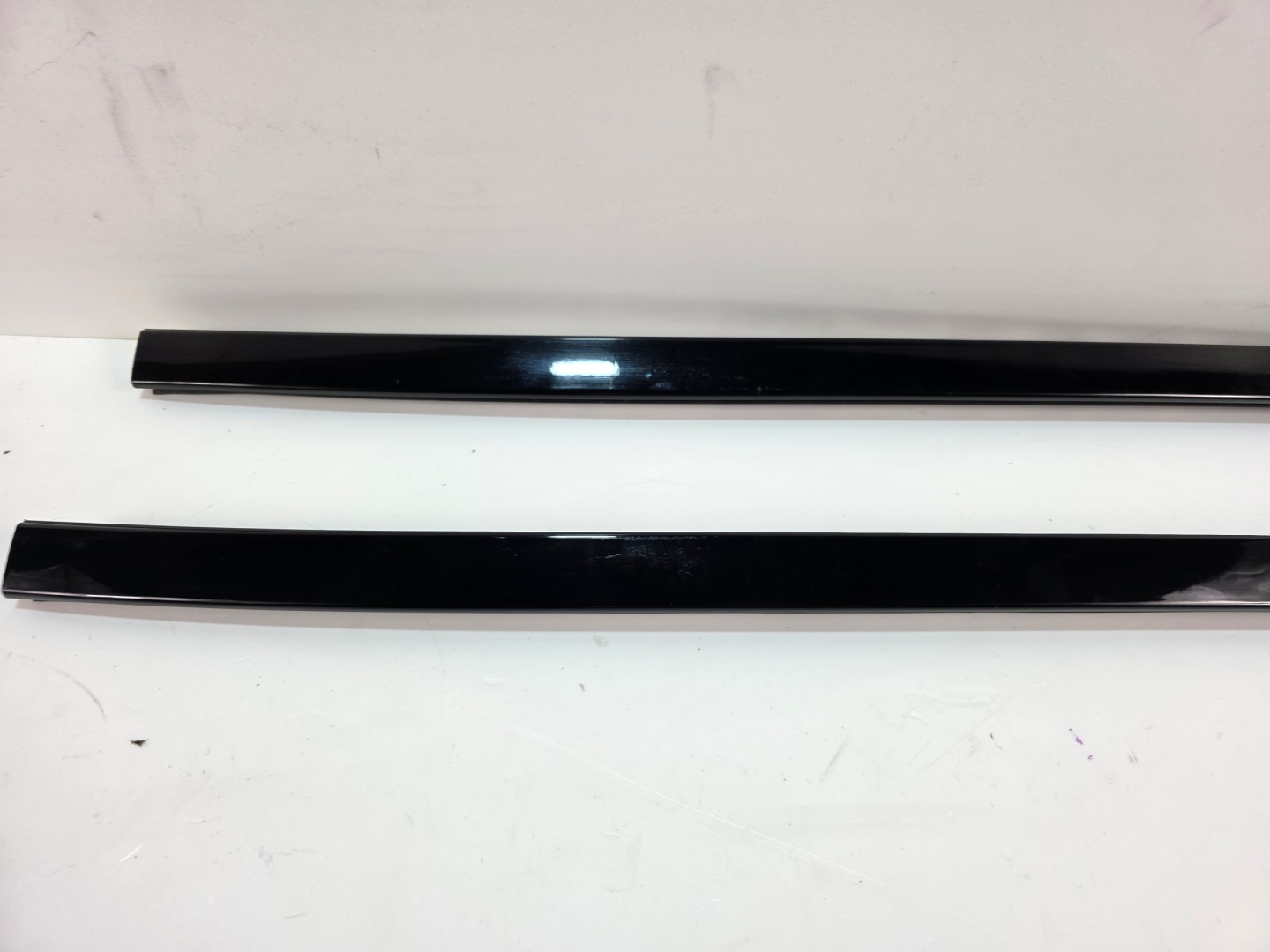 moulding windows windscreen left BMW X7 G07 LCI 7434873