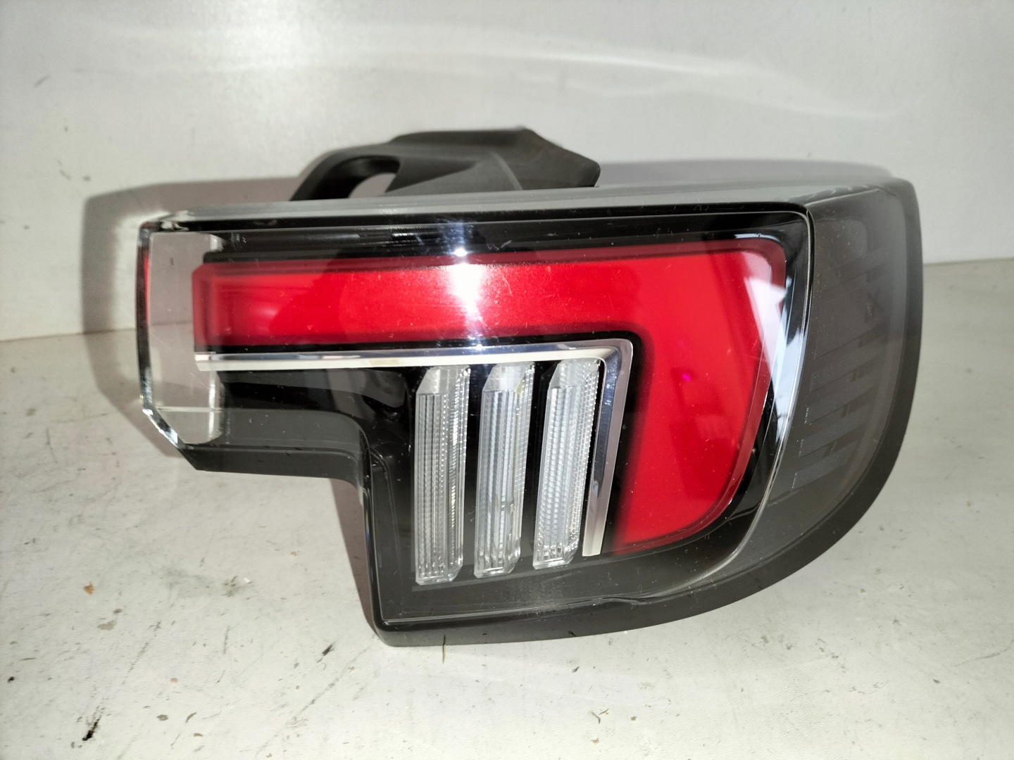 light rear rear part right OPEL MOKKA II B 20- LED