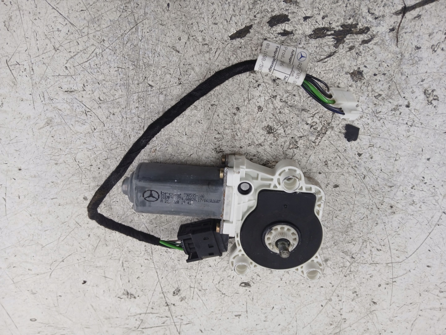 MERCEDES W203 mini motor windows left front A2118201742