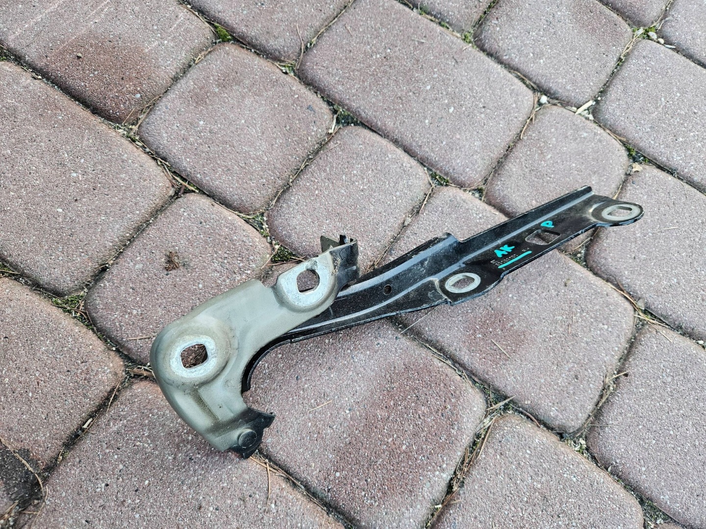hinge bonnets right Opel Astra K 39032150