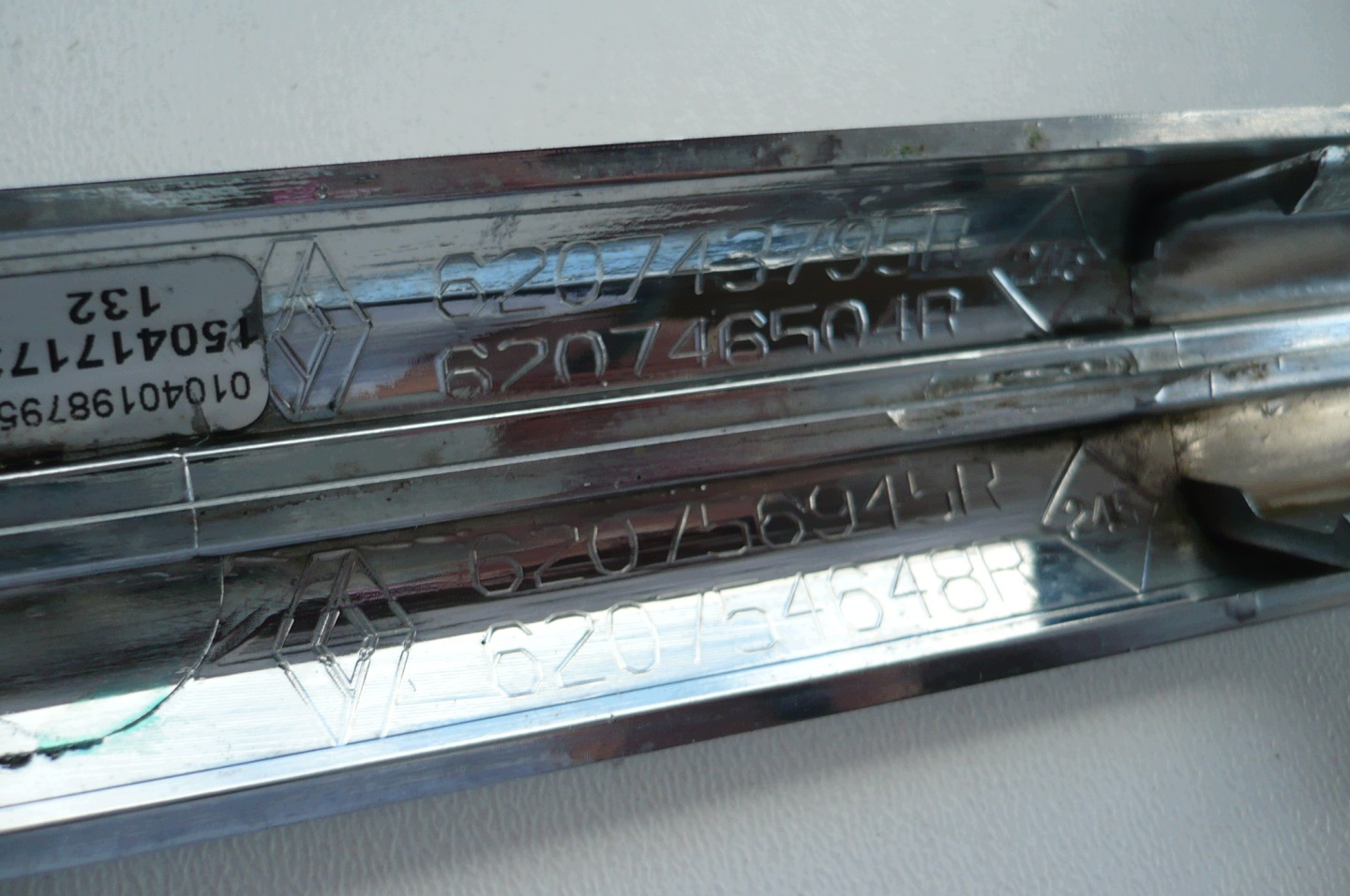 RENAULT CLIO IV 4 2012- moulding CHROM grille GRILLA right + left original