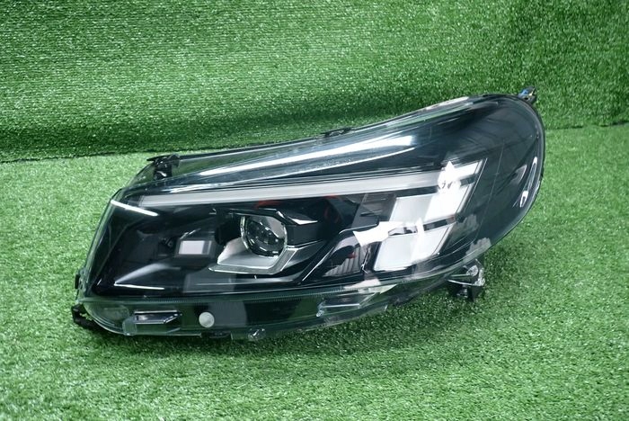 OPEL VIVARO C ZAFIRA D FULL LED LIFT 24- reflektor left light left