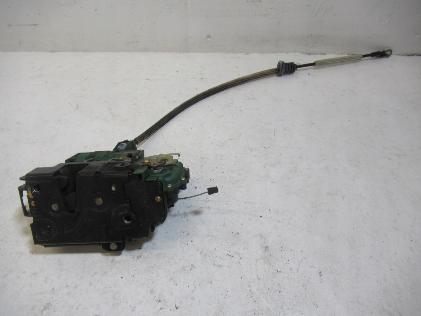 lock door CENTRALNY right rear part rear SEAT LEON