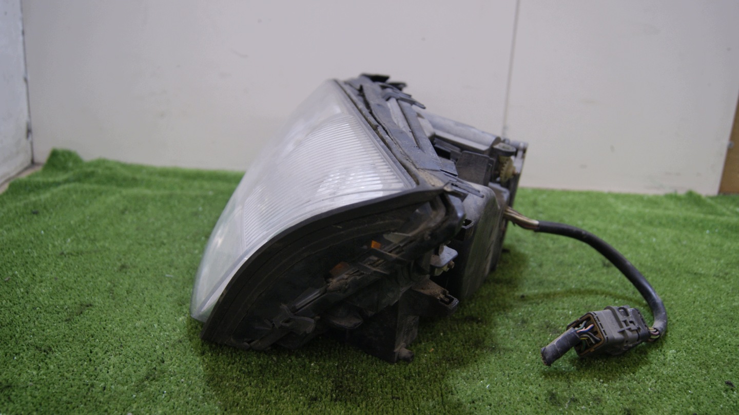 light left front FORD MONDEO MK 3 XENON 1S71-12B655-AA 1307329064