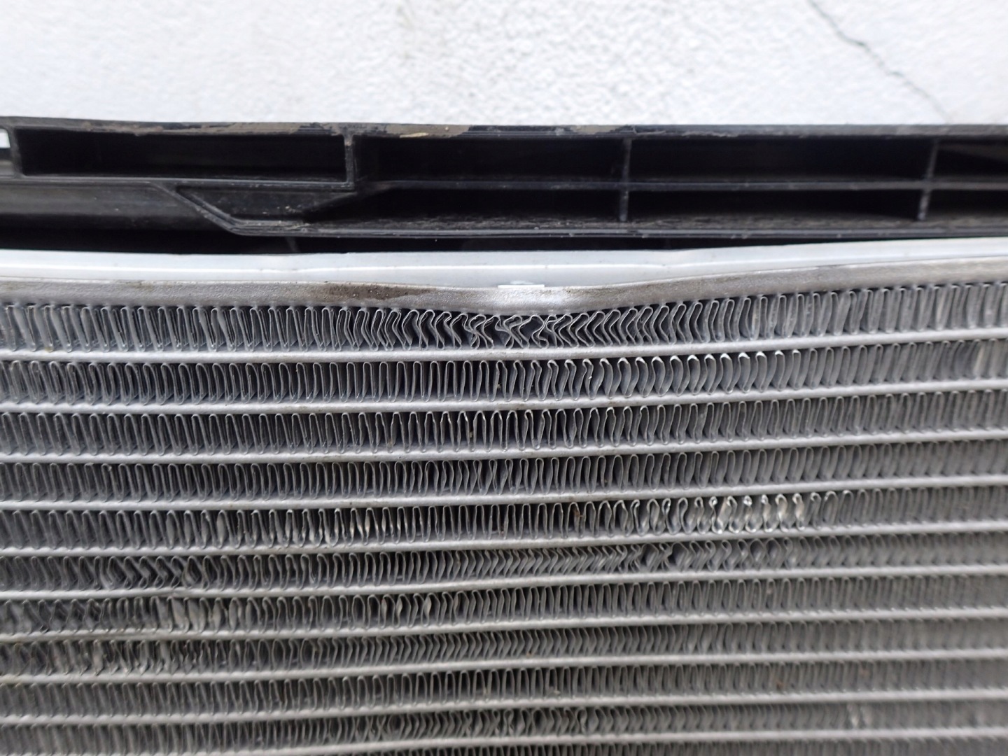 chladič vody ventilátor MERCEDES C KLASA 206 21