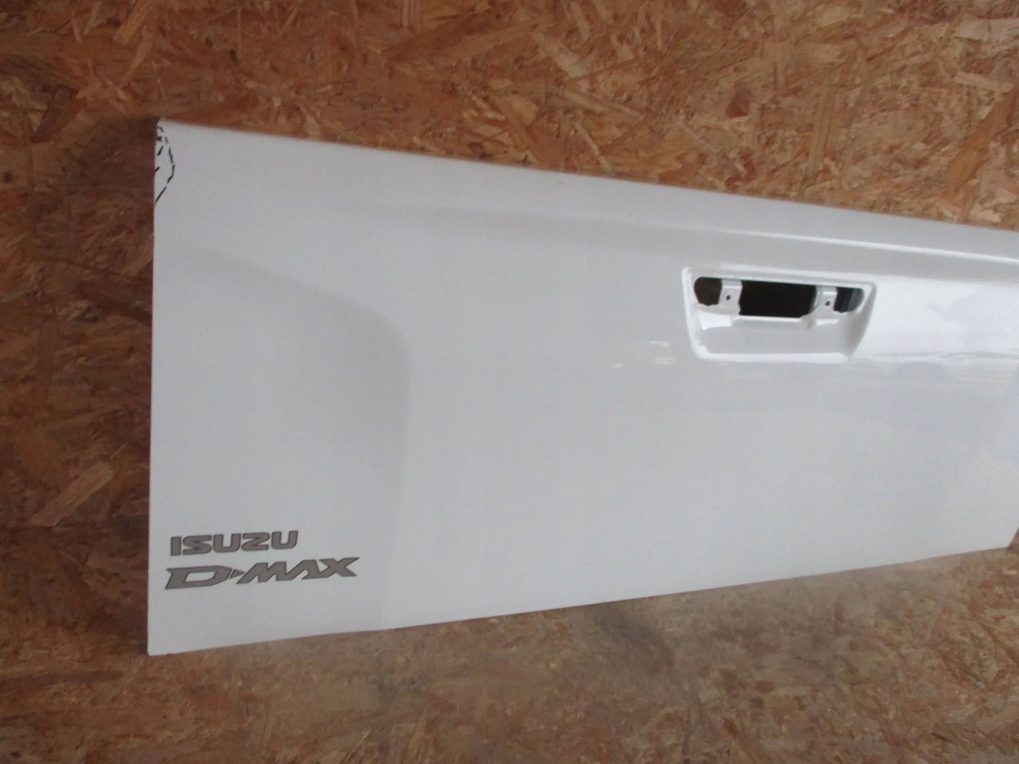 boot door rear ISUZU D-MAX 21