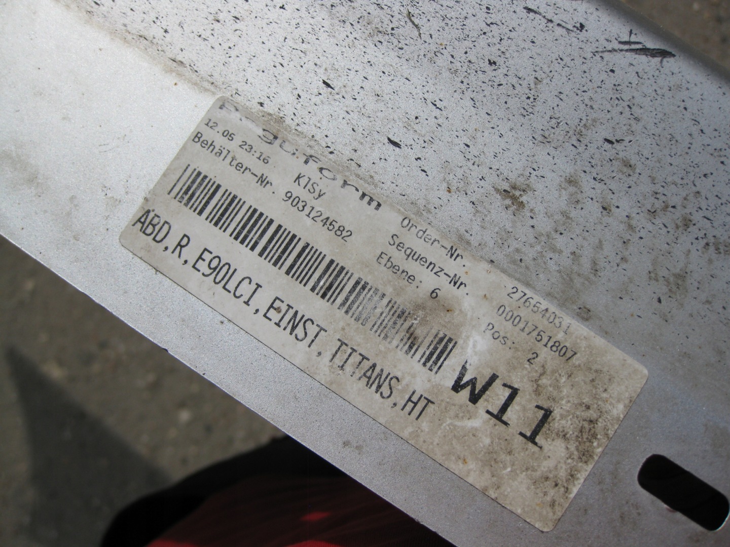 BMW E91 2.0 D 09R cap moulding threshold right 7202652