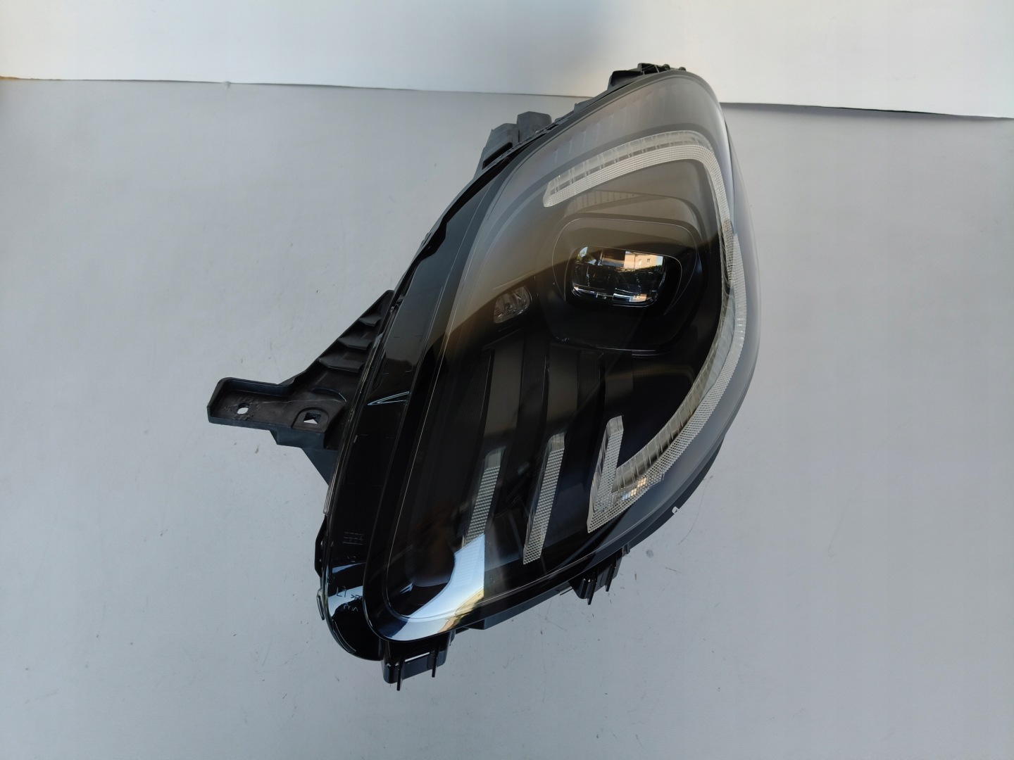 light left REFLEKTOR FORD PUMA 23- LIFT FULL LED