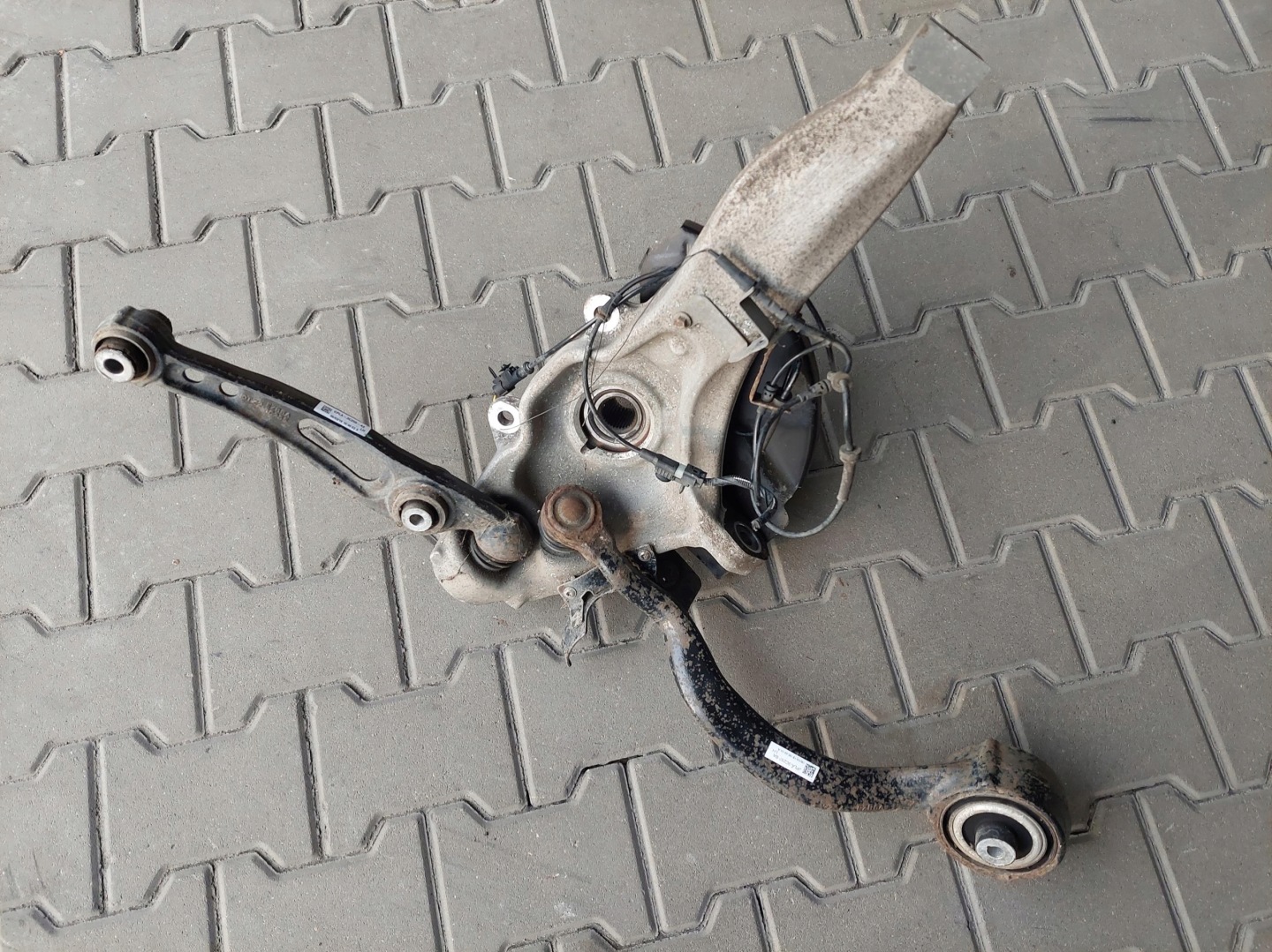 swing front front left arm RANGE ROVER VOGUE L405 3.0 D