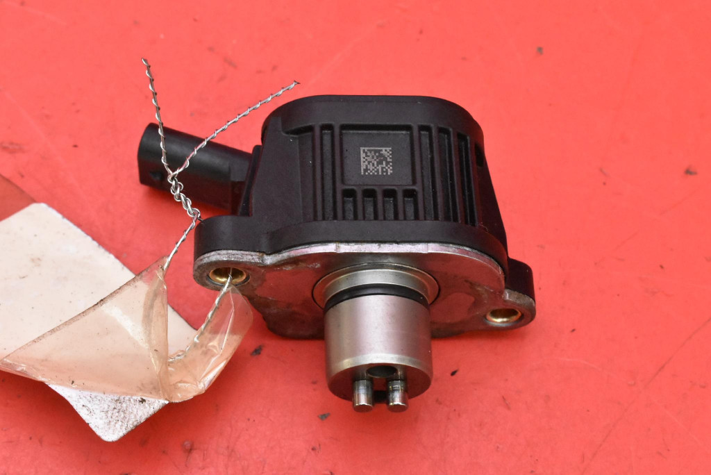 VALVOLA elettromagnetico 04E906048A SKODA OCTAVIA 3 III 1.5 TSI 150KM 17-20