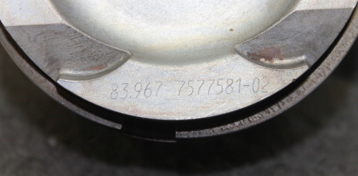 BMW E88 E90 E60 F01 E71 N54B30A 3.5i 4.0i Piston Bielle - 7577581 8497B