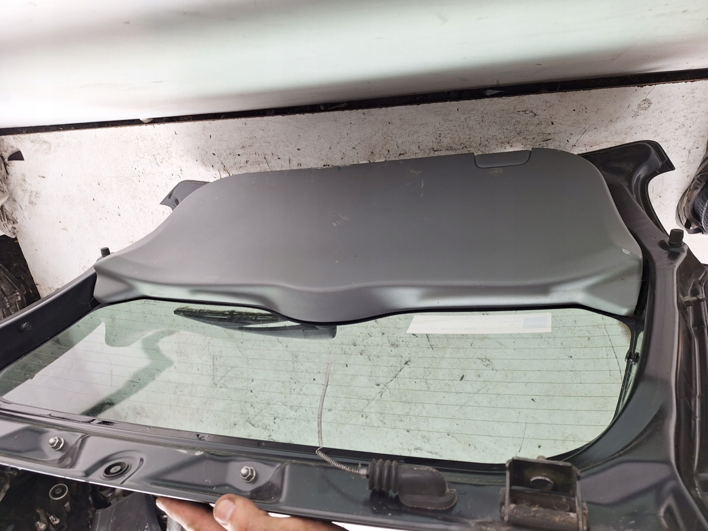 SUZUKI SX4 LIFT 10-14 boot door