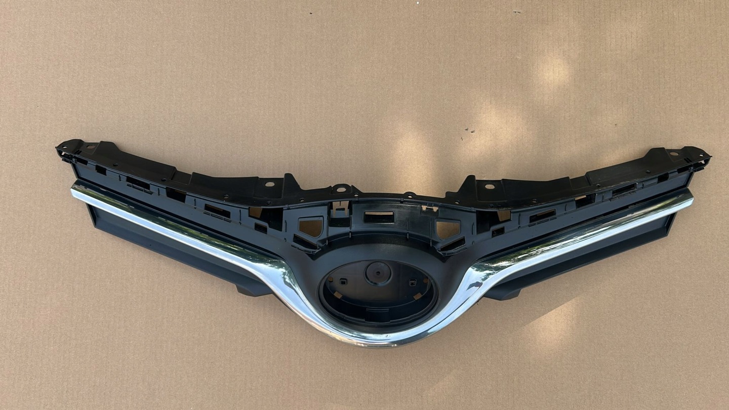 pillar support grill CHROM supports front front TOYOTA YARIS III 14