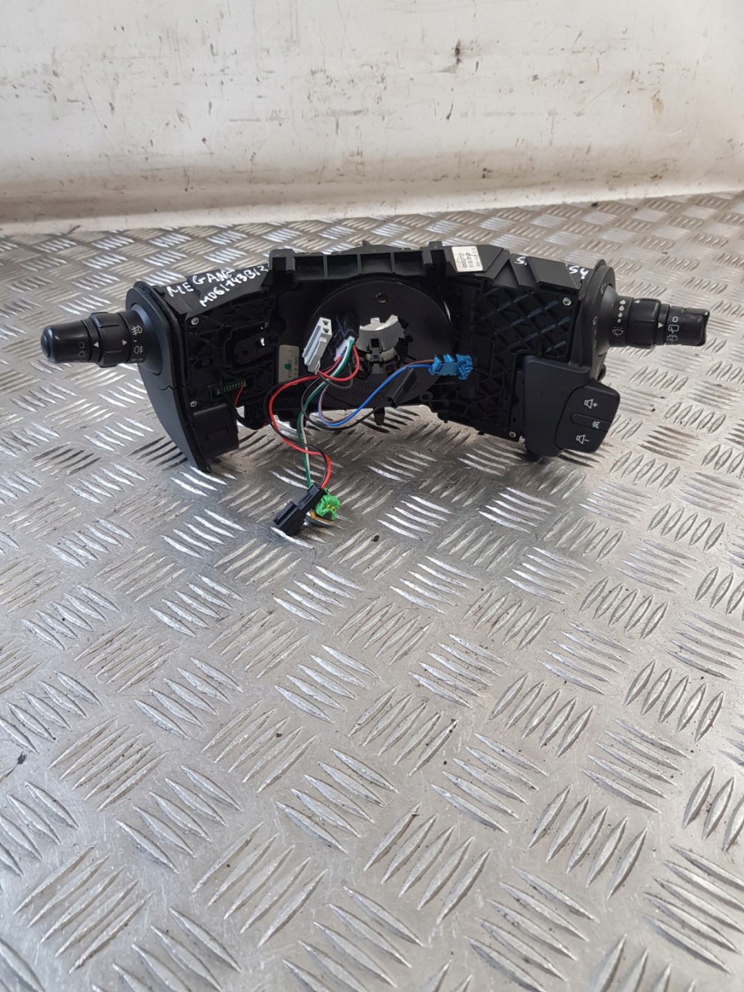 RENAULT MEGANE II Interrupteur commande phares feux ZESPOLONY Volant OE 8200127727