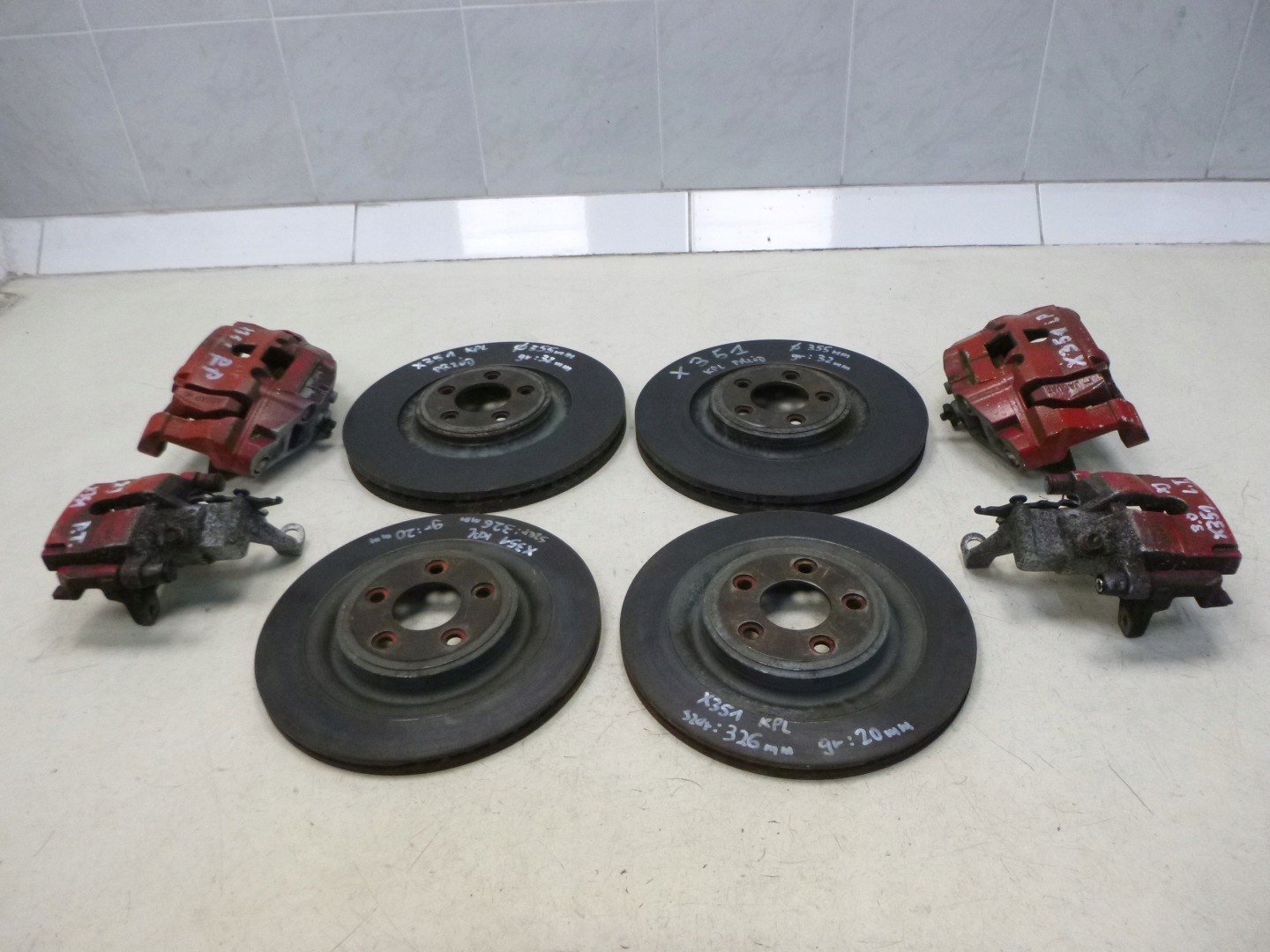 JAGUAR XJ X351 discs brake calipers KOMPLET