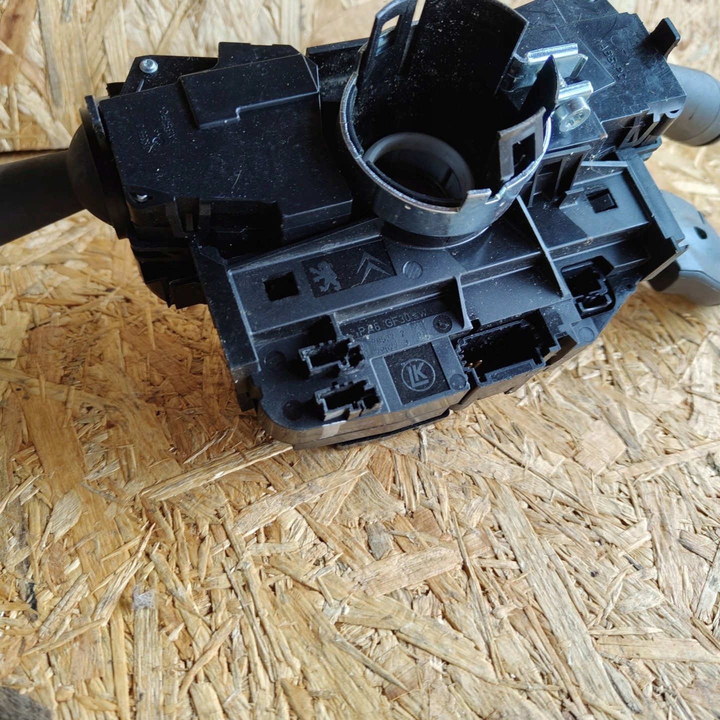 DEVIO LUCI TERGICRISTALLO TERGI Peugeot Expert 98459356ZD