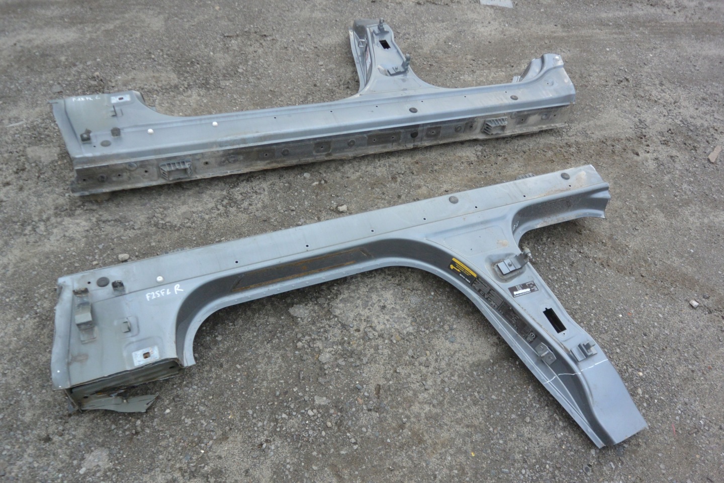 BMW X3 F25 threshold pillar left right A52