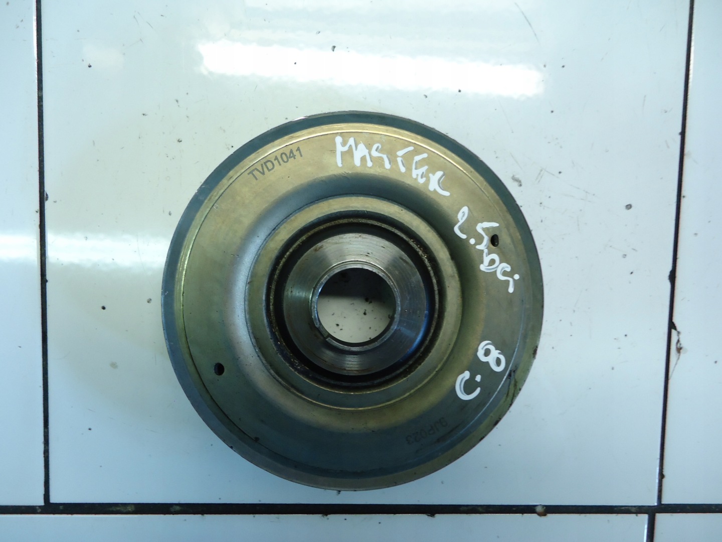 RENAULT MASTER 2.5 DCI G9U pulley