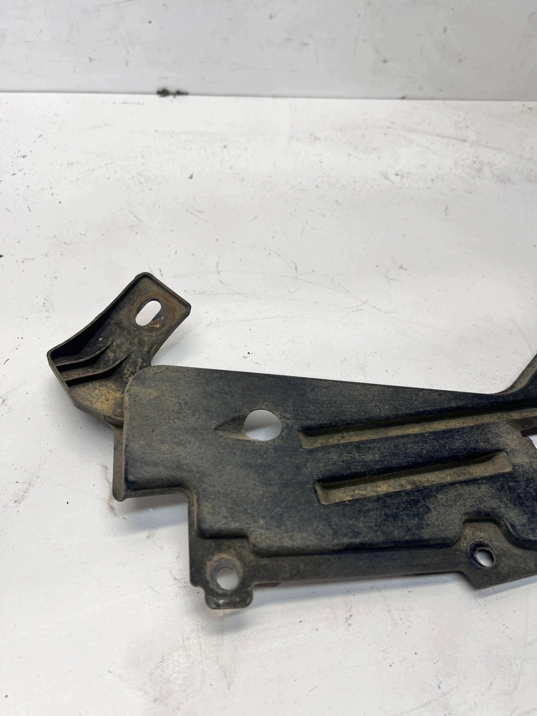 Blende Abdeckung Unterfahrschutz heck AUDI Q3 8U0825215B 150/26