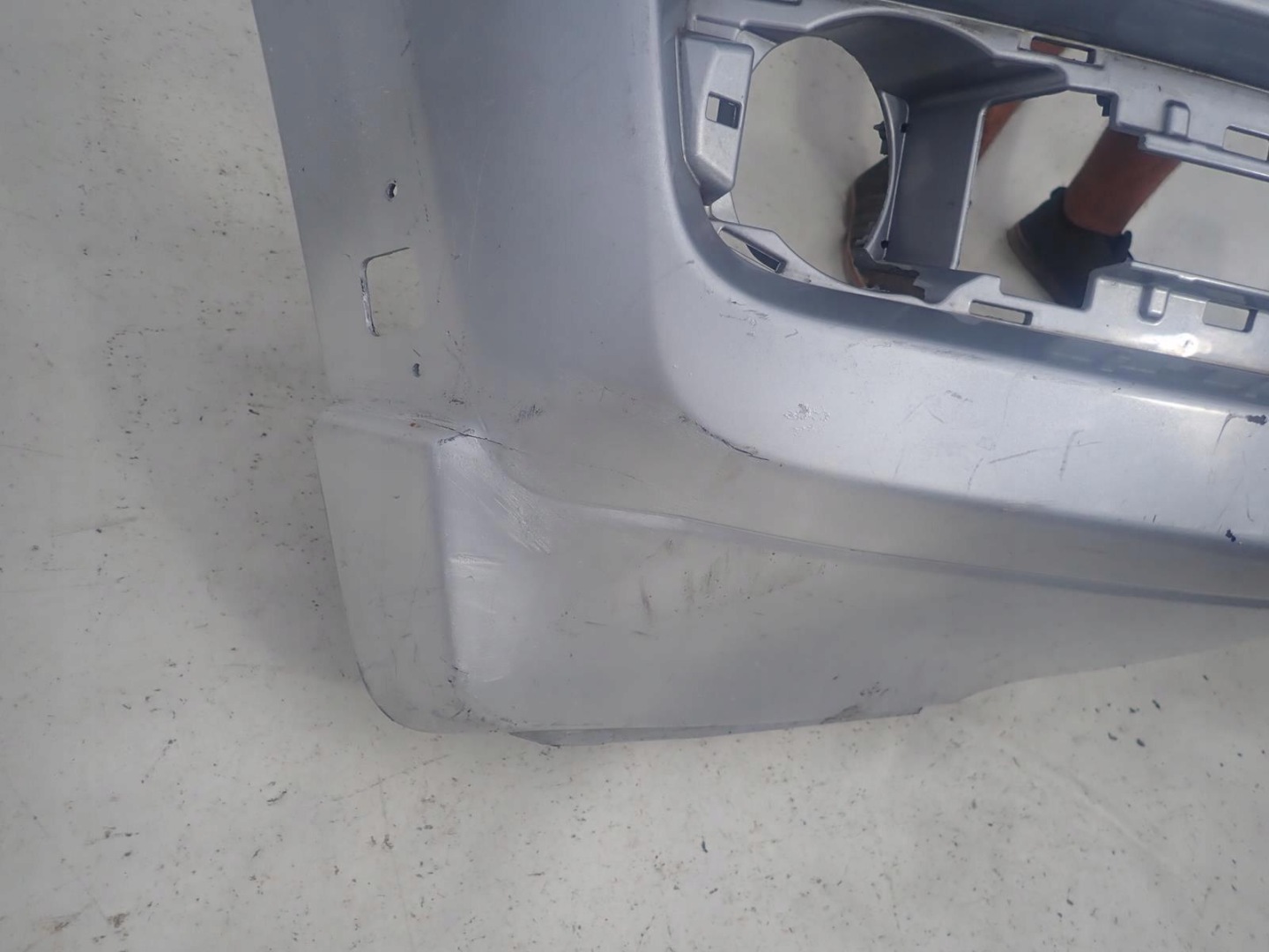 MITSUBISHI PAJERO IV LIFT 14- bumper front washer