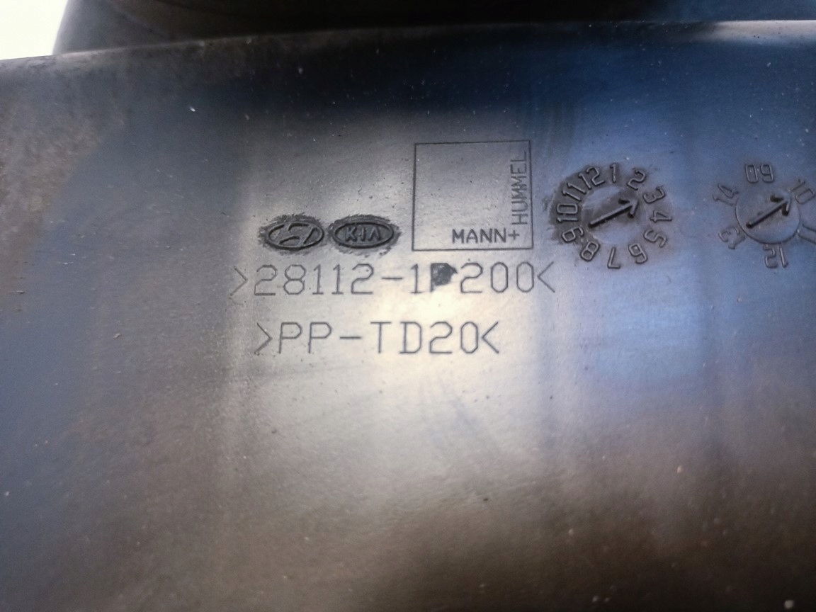 KIA VENGA HYUNDAI IX20 1.4CRDI luftfiltergehäuse 2009