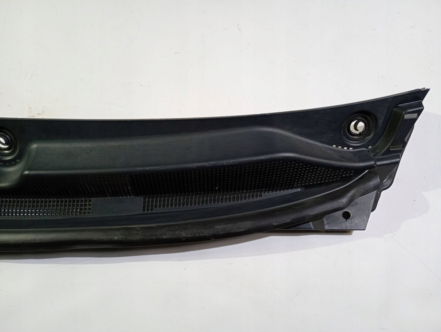 torpedo front front upper tension belt cover Chrysler Pacifica 2017