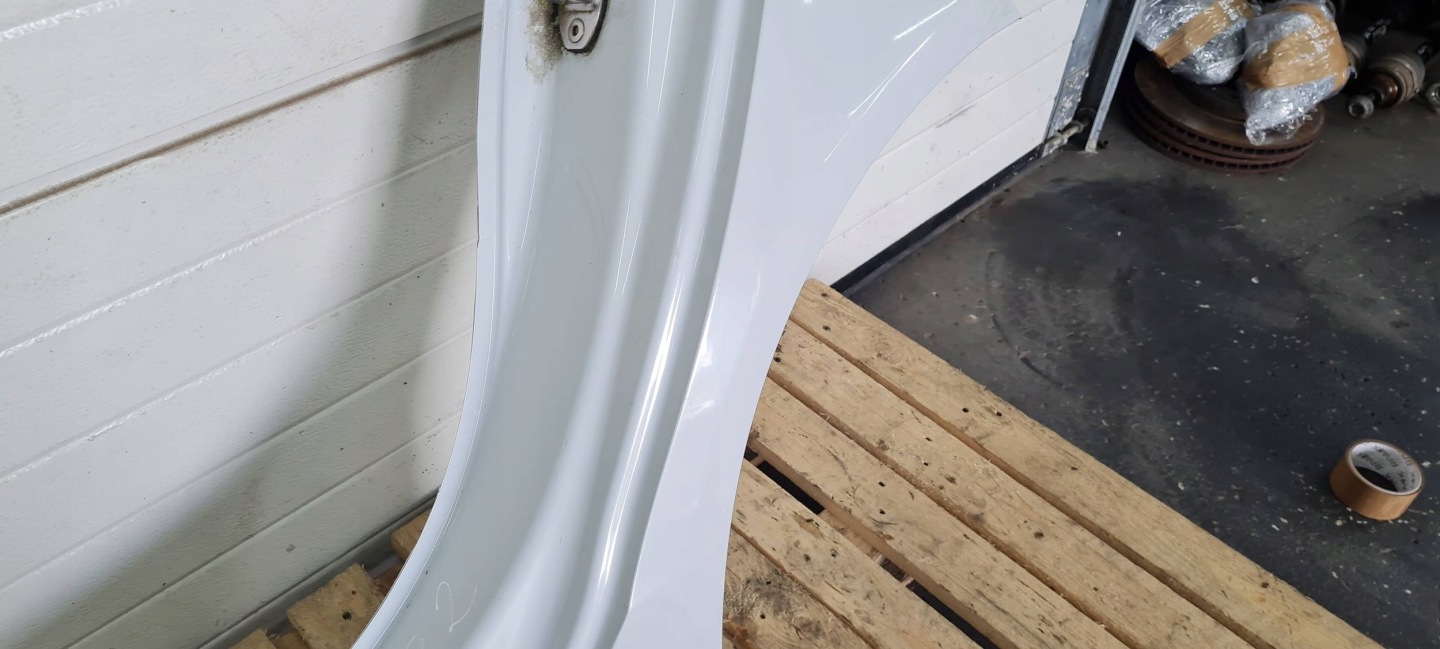 A4 B8 S4 LIFT S4 corner threshold of a fender quarter left left rear part