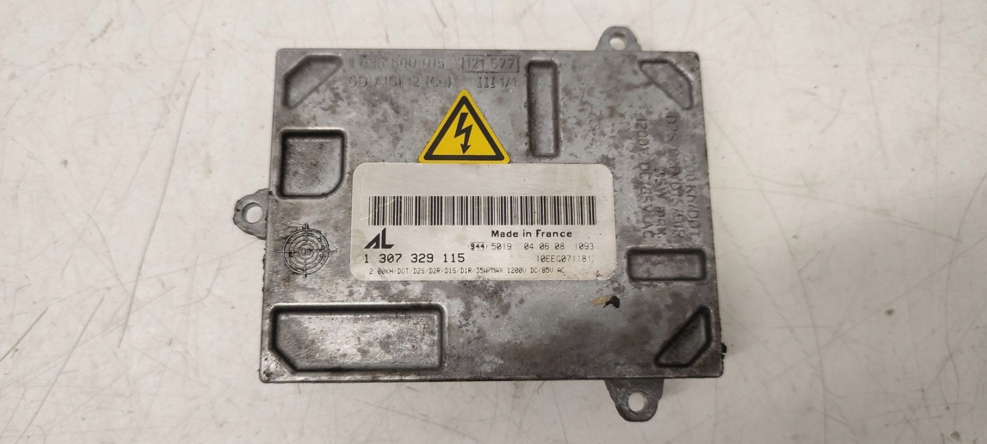 control unit xenon Audi A4 B7 Cabrio 2,0 TDI