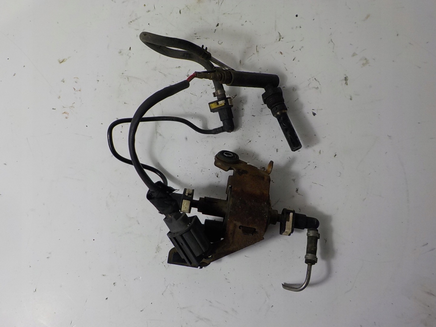 FORD KUGA i pumpa goriva WEBASTO AV61-9A407-BD AU5A-5J284-AA