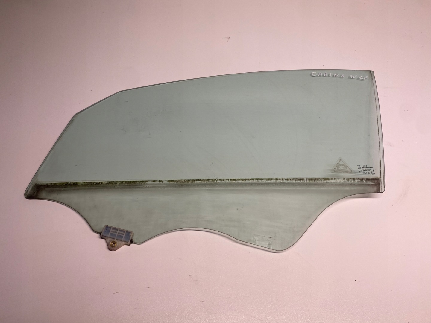KIA CARENS IV window left front 13-17 OE