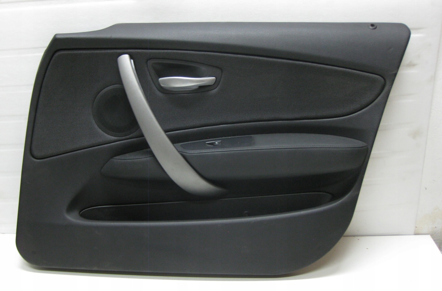 BMW E87 08R side upholstery door right front 7122654