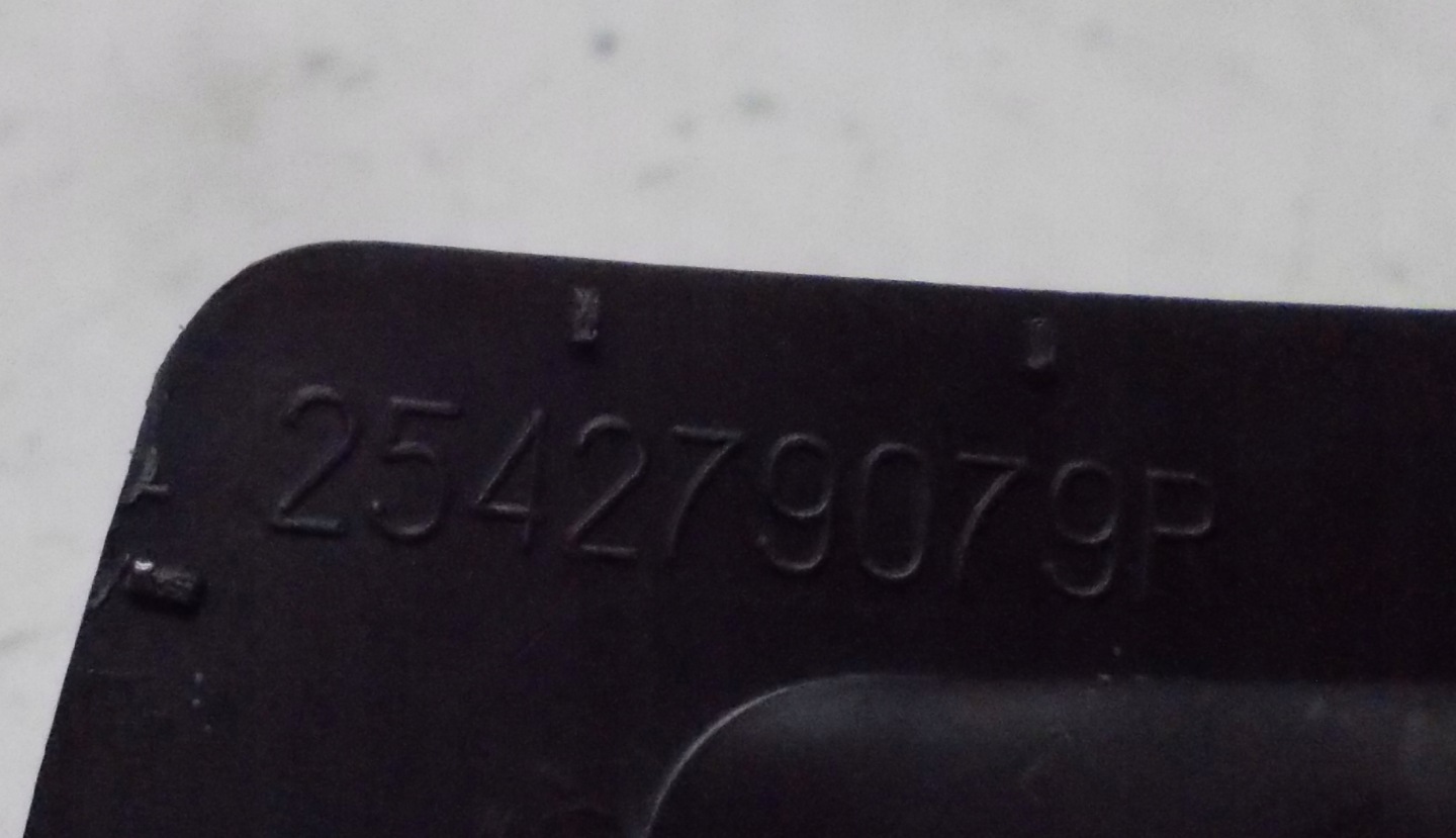 DACIA LOGAN 13R 1.4 TCE PANEL okna levý předek 254279079R